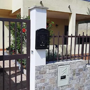  Casa vacanze Falcon House Italia